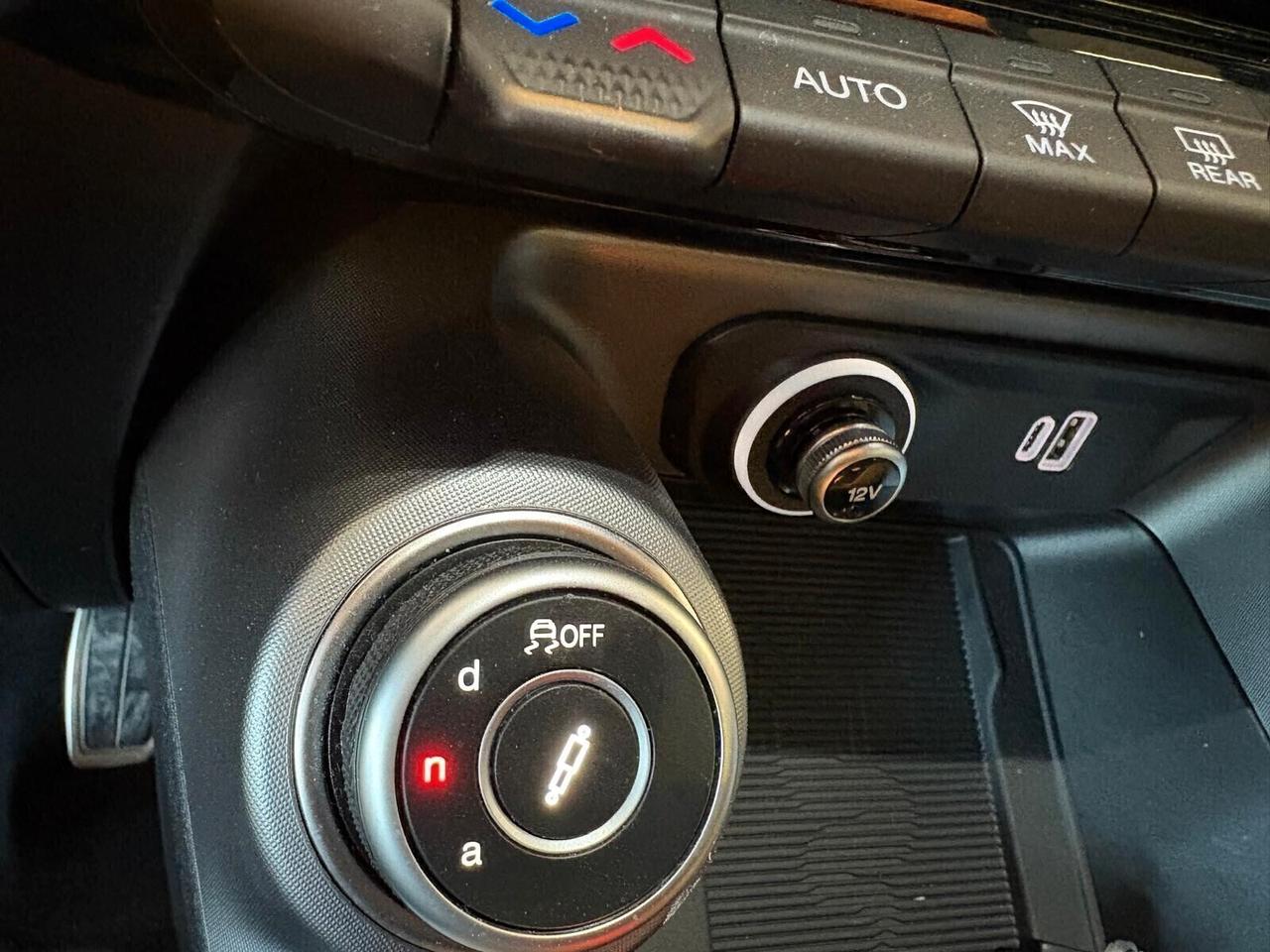 Alfa Romeo Tonale VELOCE 1.5 160 CV Hybrid TCT7 SPOTICAR