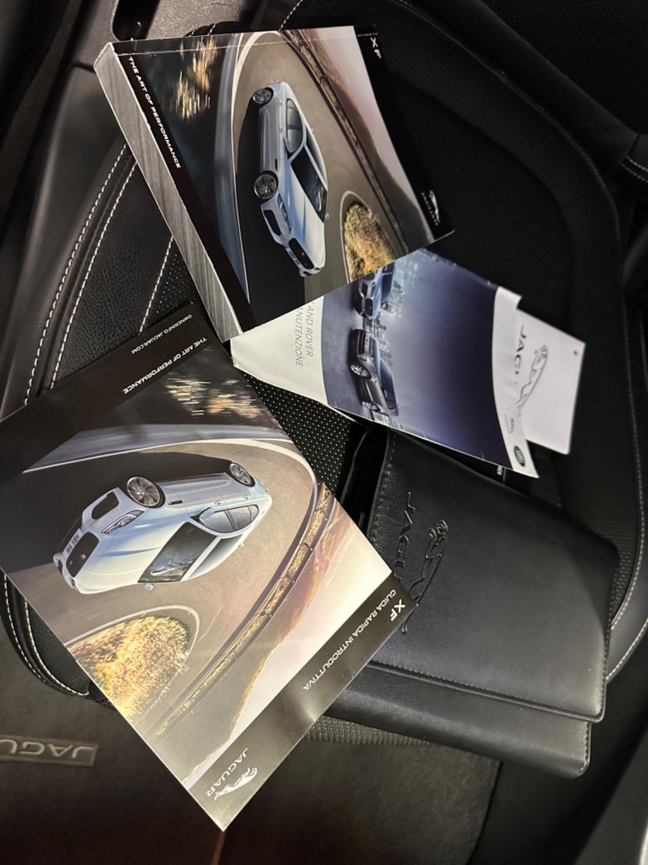 JAGUAR XF 2.0D AWD AUTOMATICA 240CV R-SPORT
