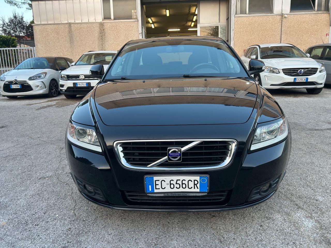 Volvo V50 1.6 D 150000km