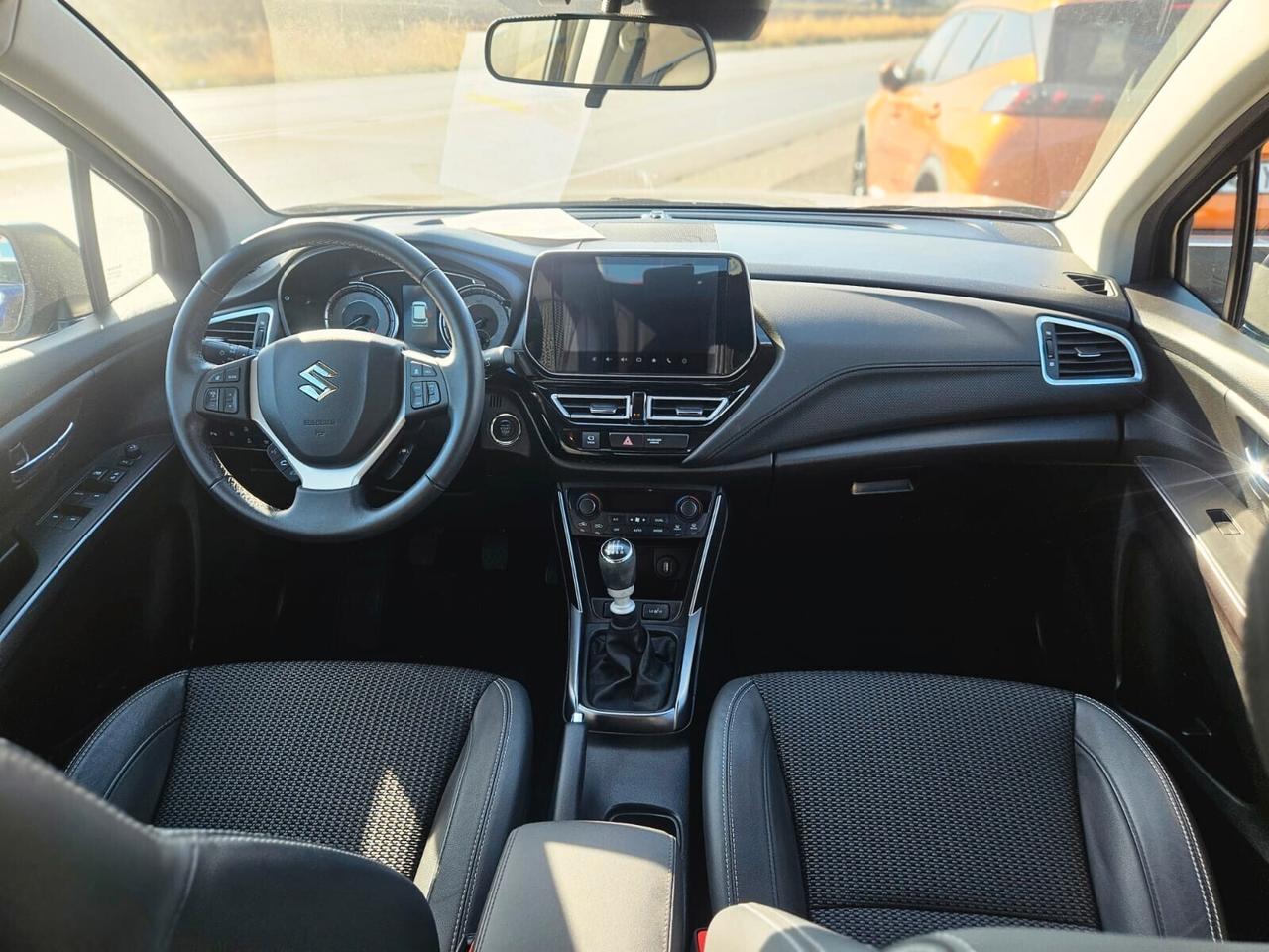 Suzuki S-Cross 1.4 Hybrid Top