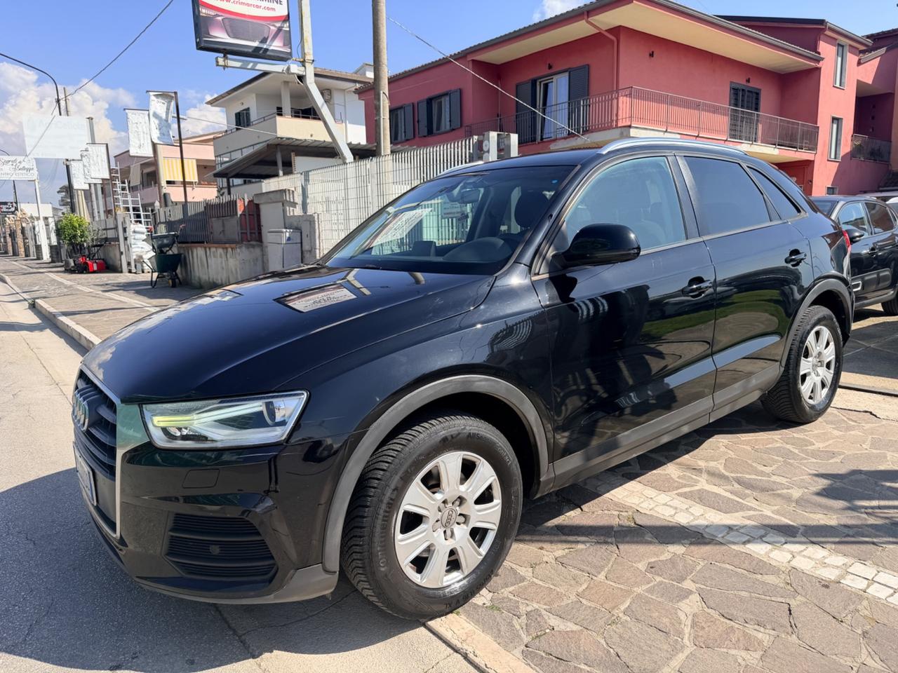 Audi Q3 2.0 TDI 120 CV Design