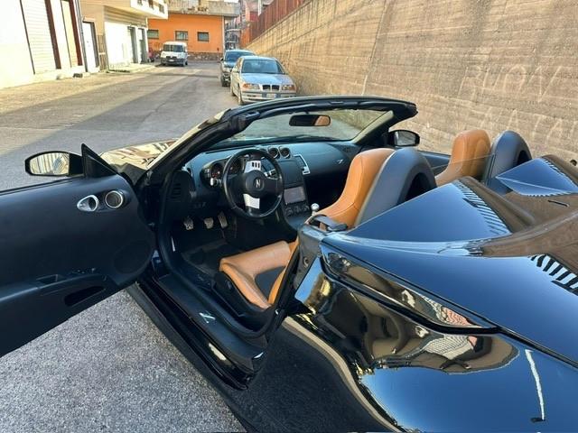 Nissan 350Z Roadster 3.5 V6 Lev 1