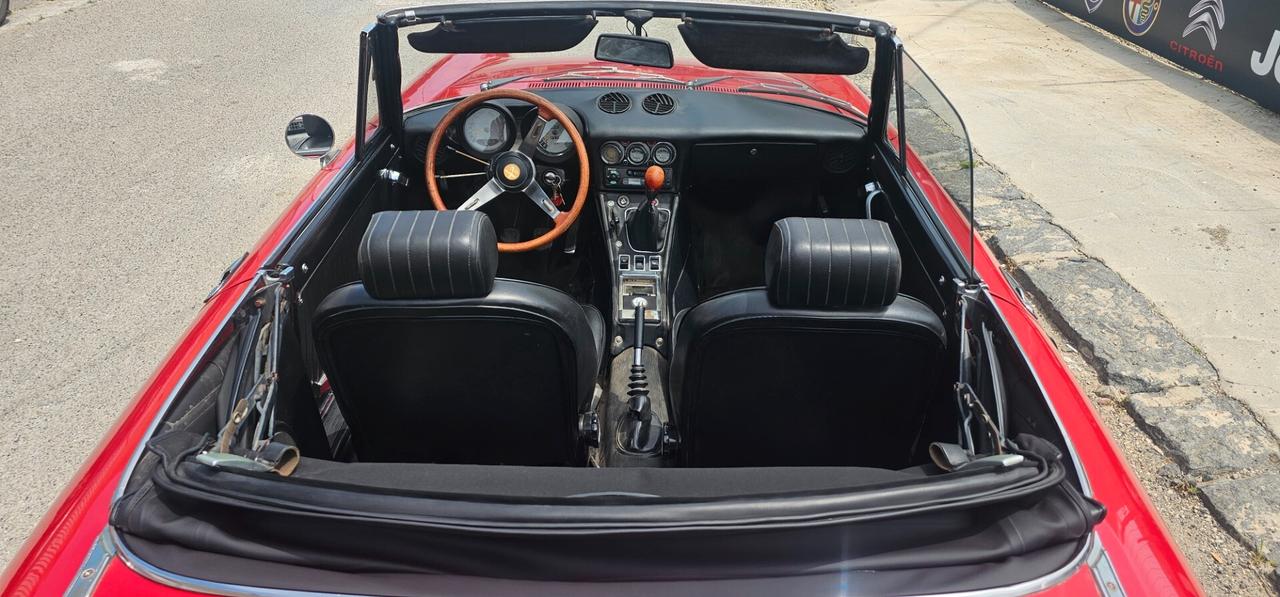 Alfa Romeo Spider 2.0 Veloce
