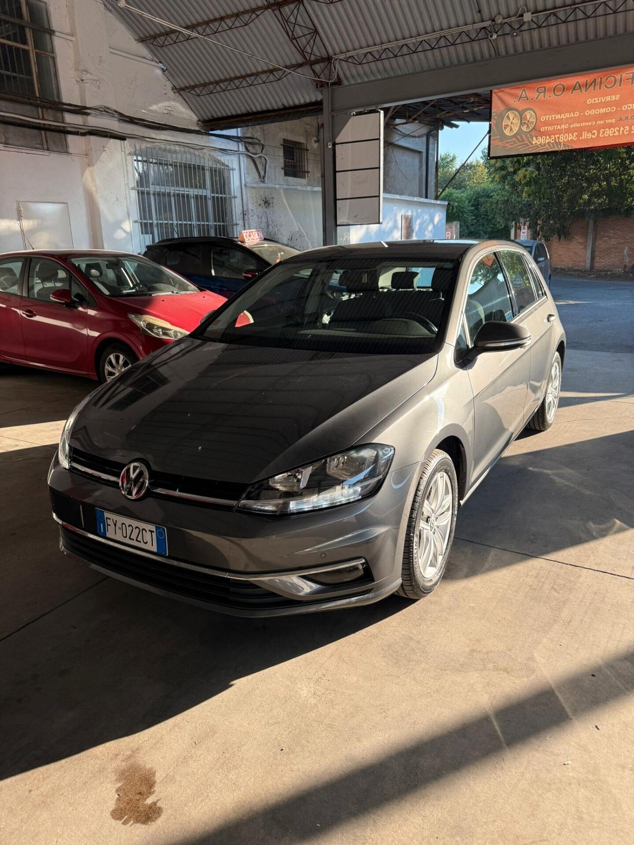 Volkswagen Golf 1.6 TDI 115 CV 5p. Business BlueMotion Technology
