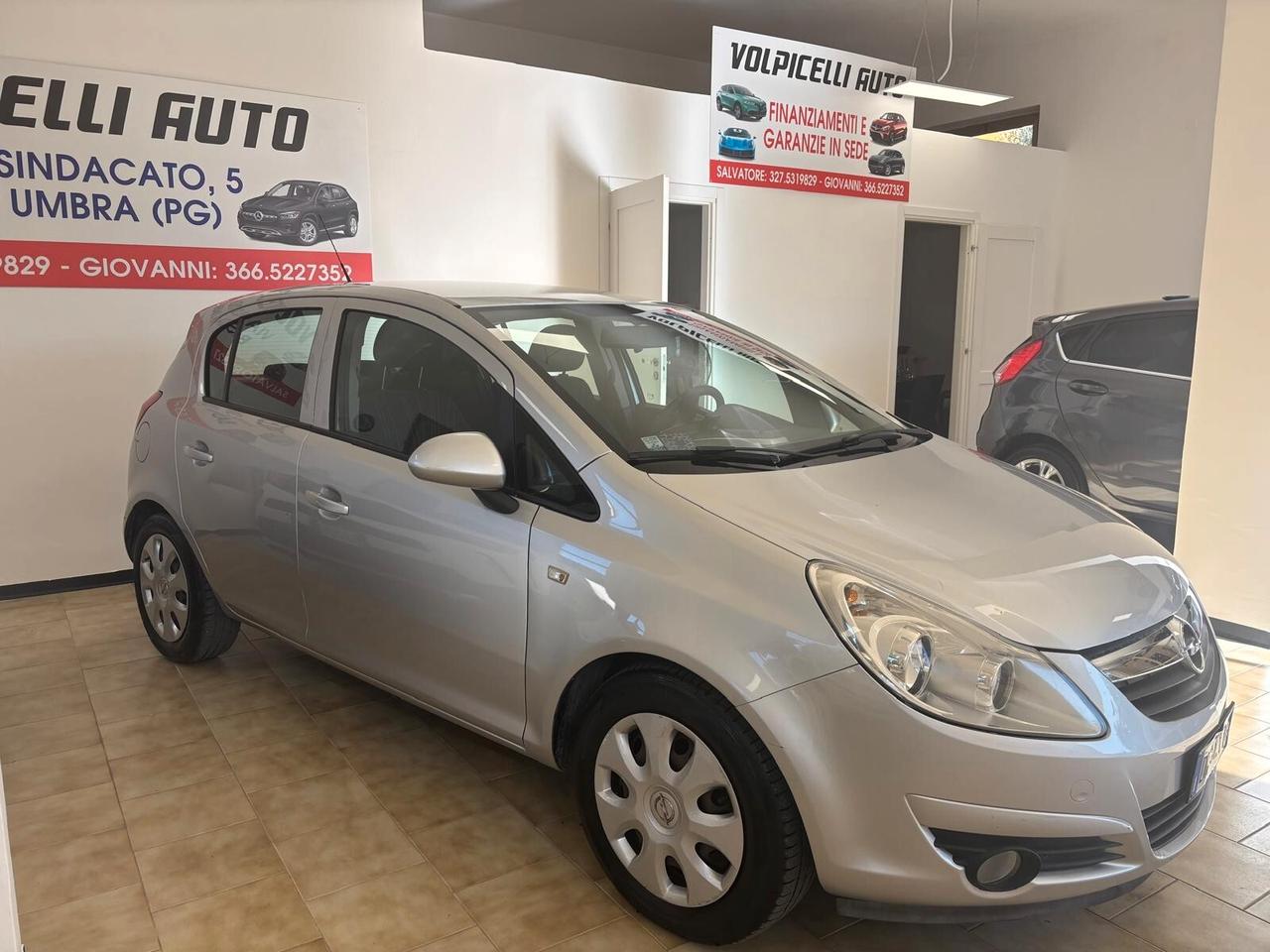 OPEL CORSA ANNO 2008 BZ 1.2 ADATTA NEOPATENTATI KM 152 MILA