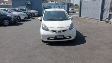 Toyota Aygo 1.0 12V VVT-i 5 porte Cool Soda Connect