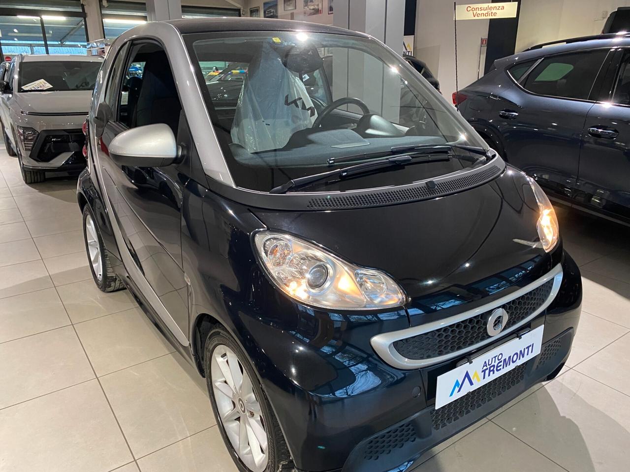 Smart ForTwo 1000 52 kW MHD coupé pure