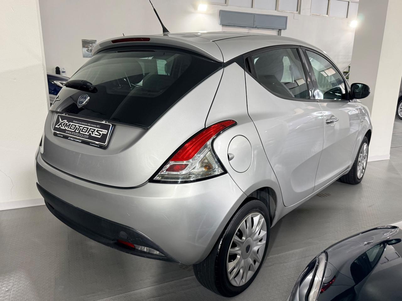 Lancia Ypsilon 1.2 69 CV 5 porte