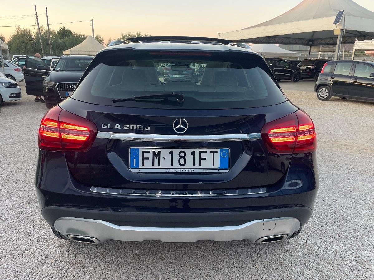 MERCEDES - Classe GLA - GLA 200 d Automatic Premium
