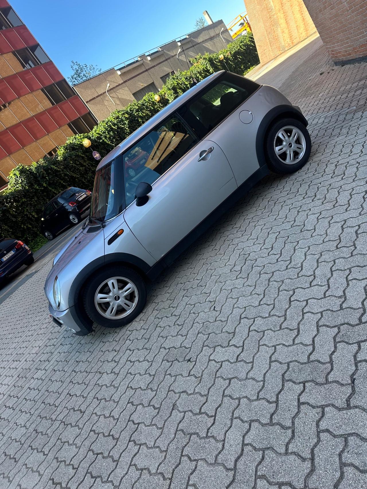 Mini 1.6 16V One de luxe