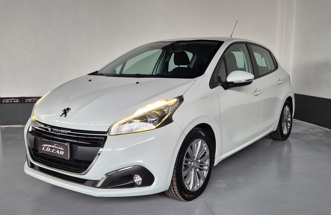 Peugeot 208 PureTech 82 5 porte Allure