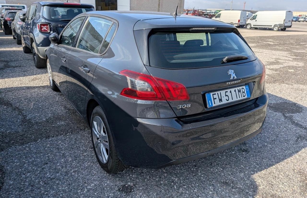 Peugeot 308 BlueHDi 130 S&S Business