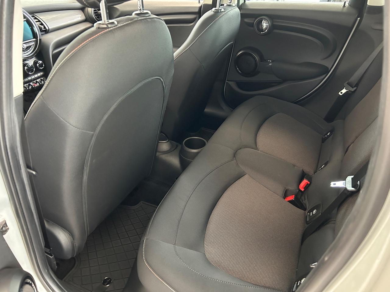 Mini 1.5 Cooper Hype 5 porte