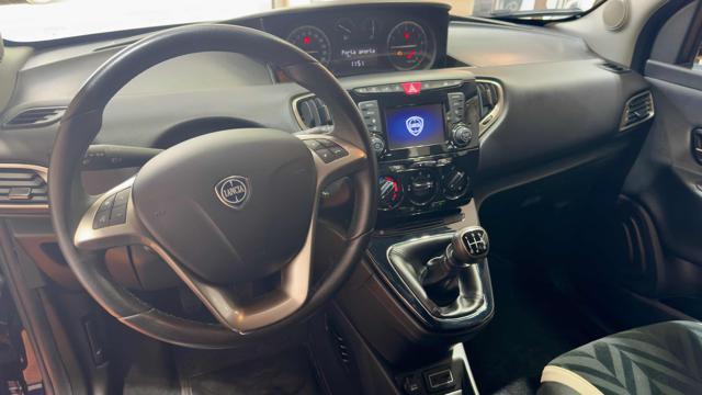 LANCIA Ypsilon 1.2 69 CV 5 porte Gold