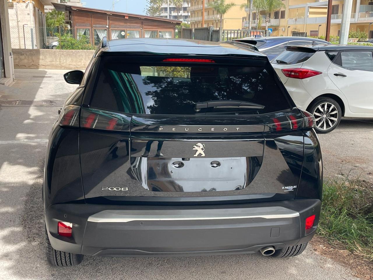 Peugeot 2008 BlueHDi 130 S&S EAT8 Allure