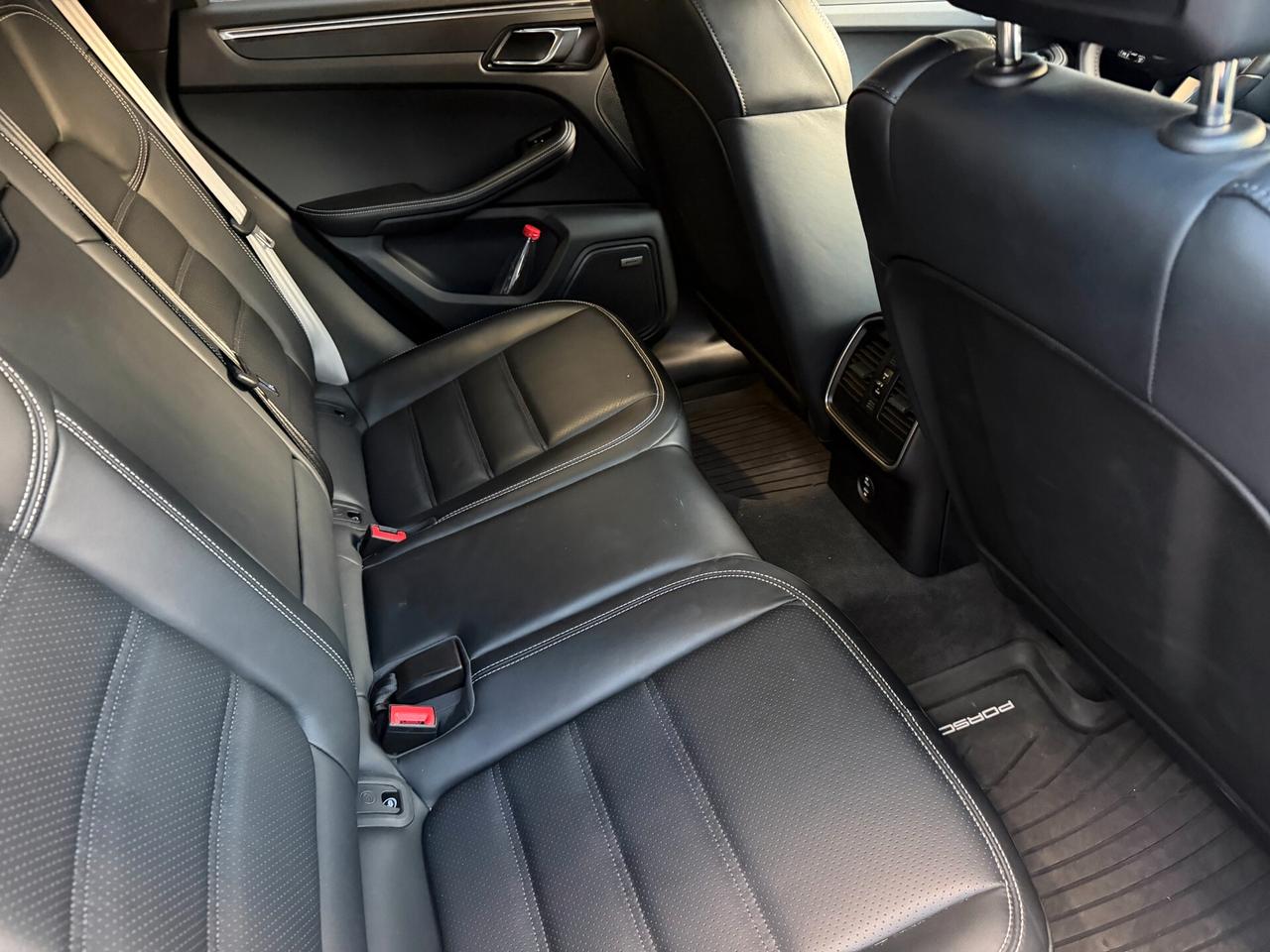 Porsche Macan 2.0 T
