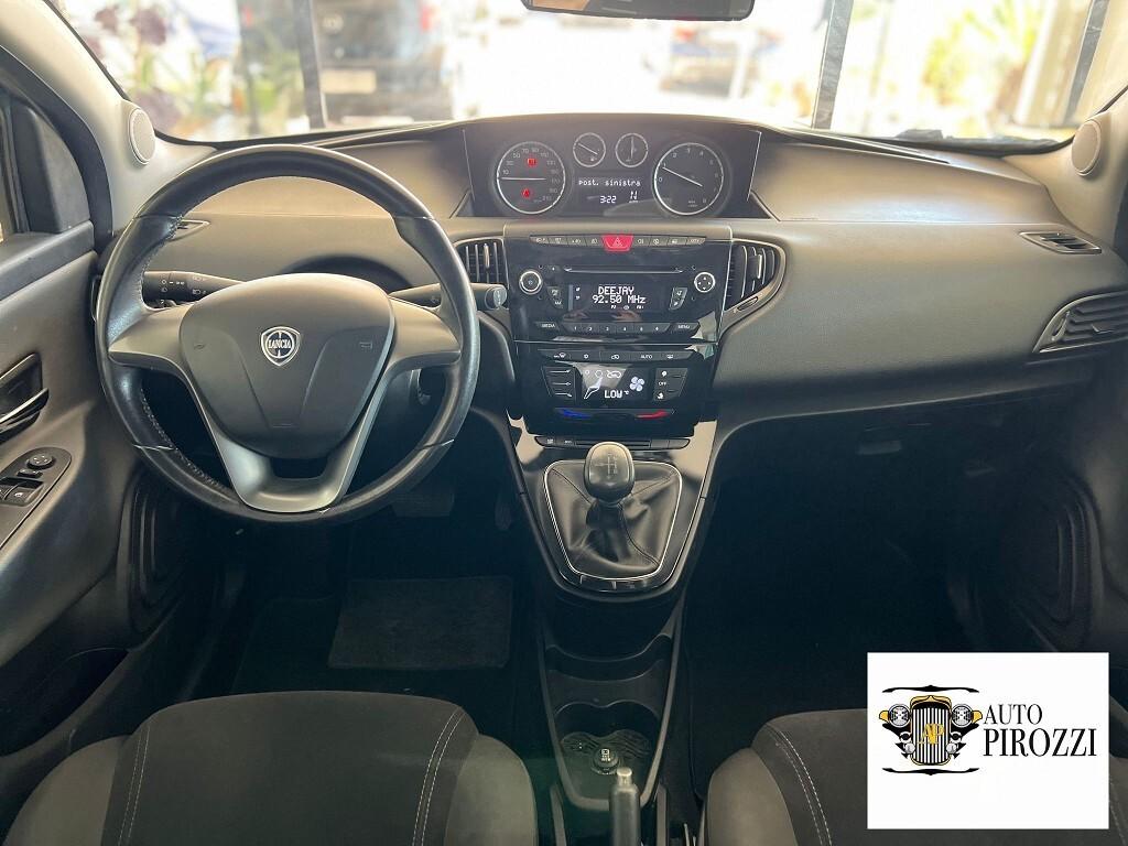 LANCIA YPSILON AUTOM 0.9 BENZ ANNO 2012 108000KM