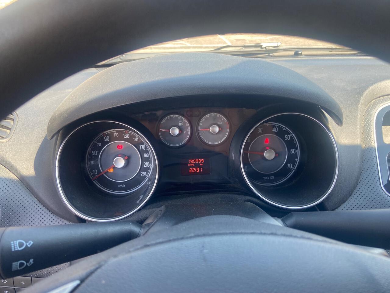 Fiat Punto 1.4benz 77(cv)