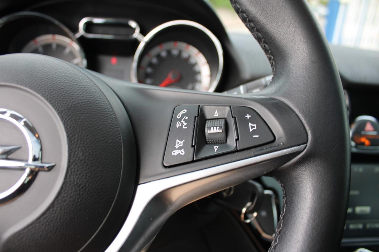Opel Adam Rocks 1.2 70 CV Air