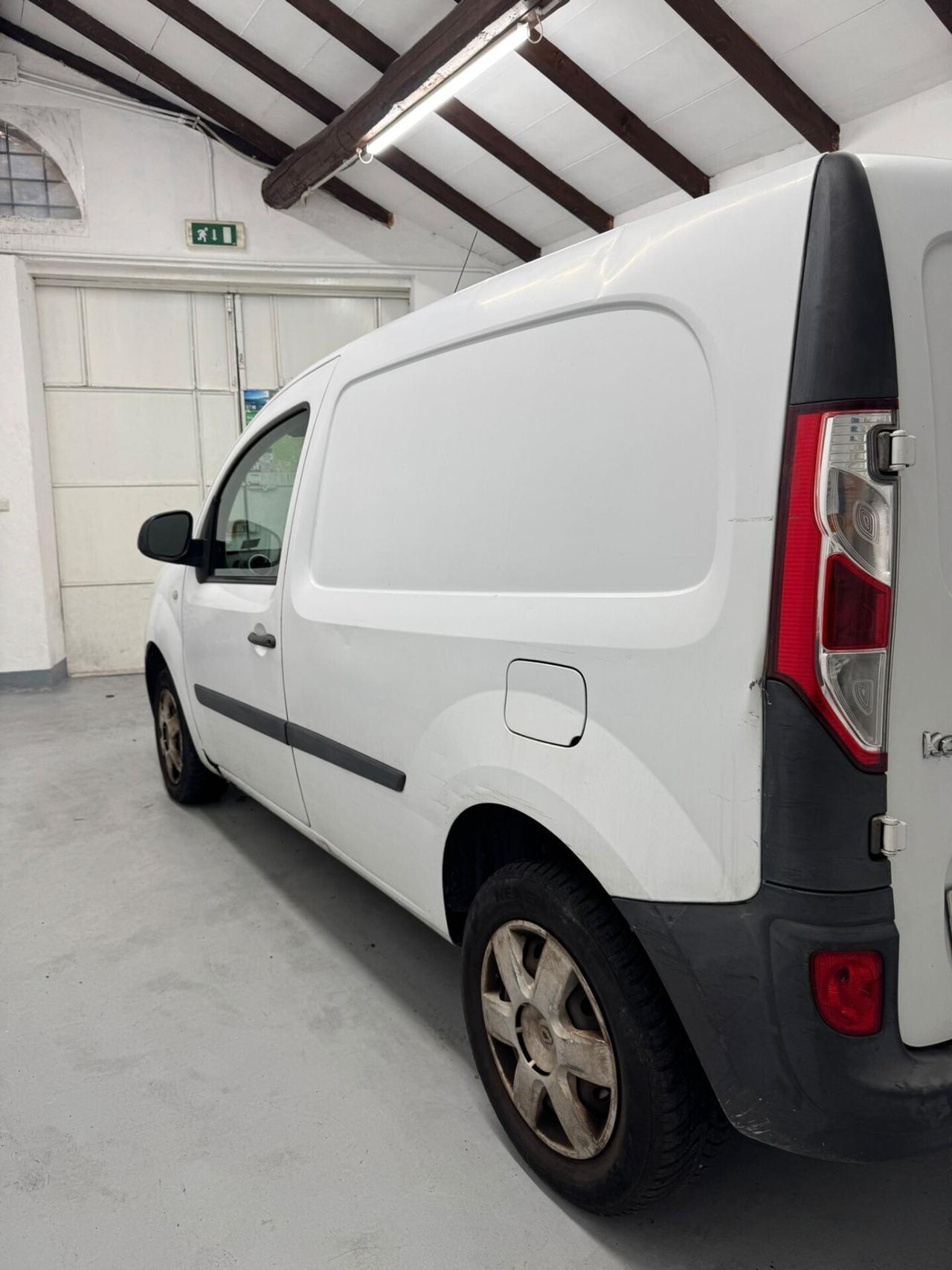 Renault Kangoo 1.5 75 CV