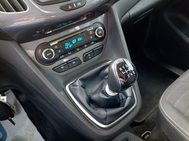 FORD Tourneo Connect 7 1.5 TDCi 120 CV Titanium