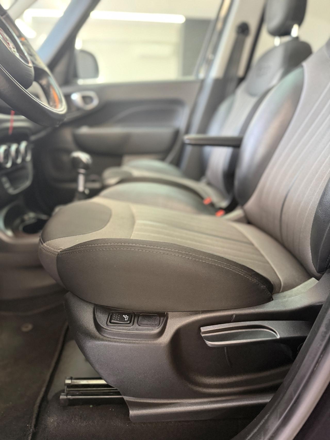 Fiat 500L 1.3 Mjt 95 CV Lounge / tetto panoramico