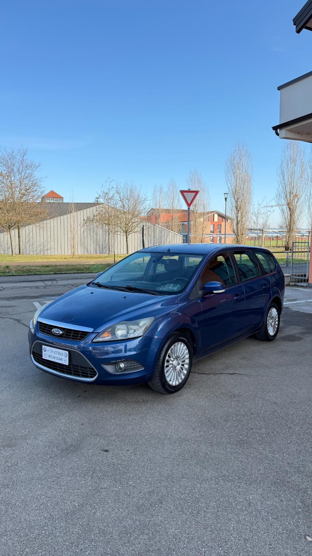 Ford Focus 1.6 TDCi (110CV) 5p. Tit. DPF