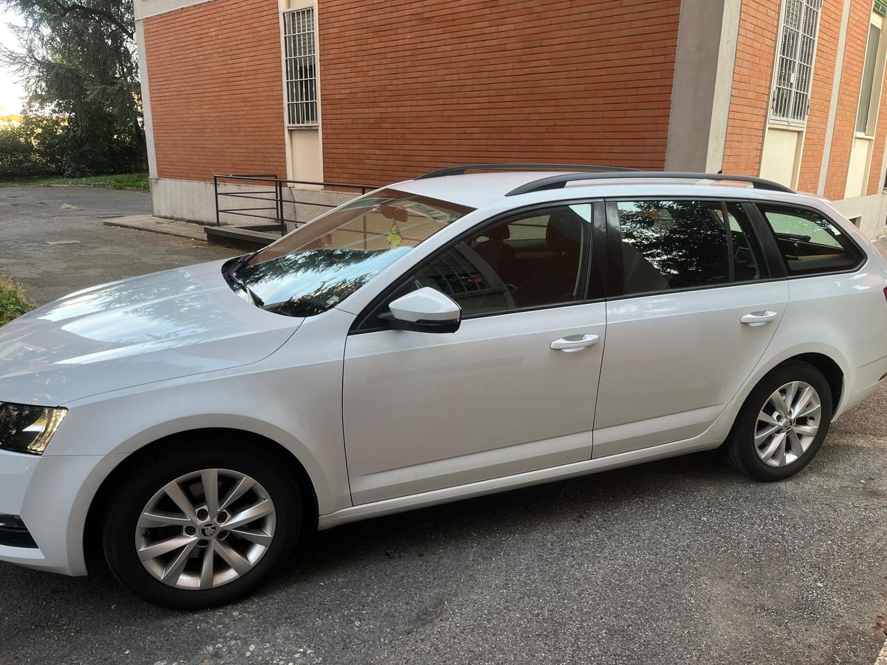 Skoda Octavia 1.4 TSI Wagon Ambition G-Tec