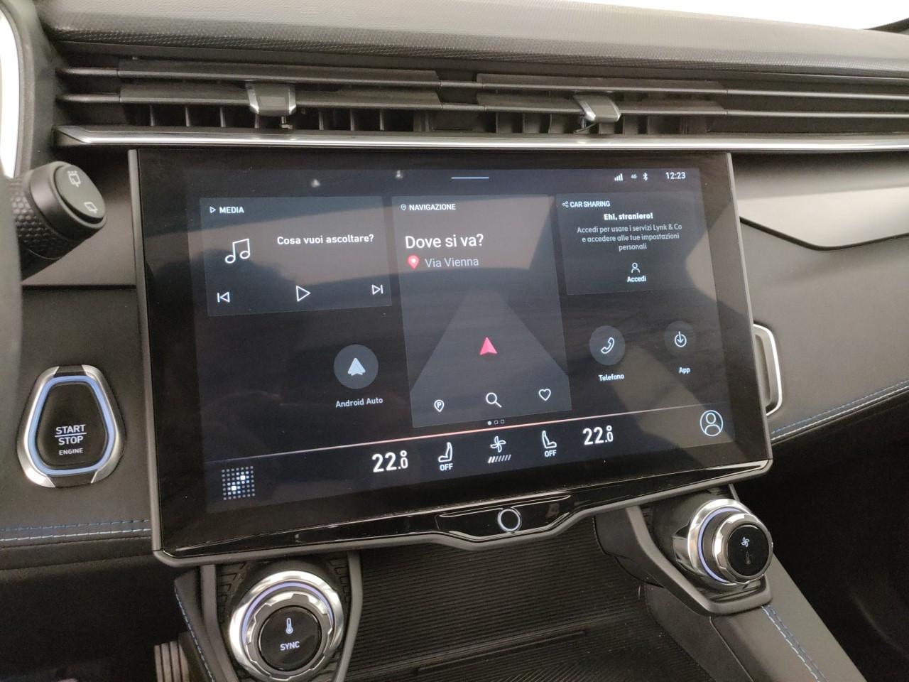 Lynk & Co 01 1.5 td phev auto