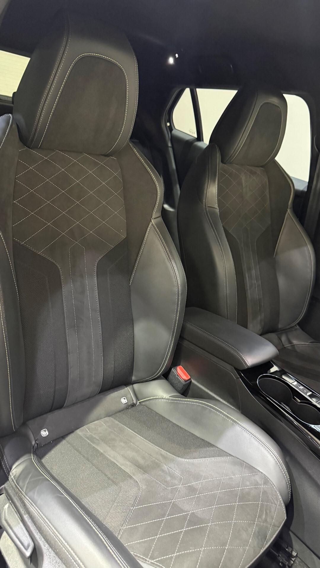 Peugeot 2008 BlueHDi 130 S&S EAT8 GT Pack