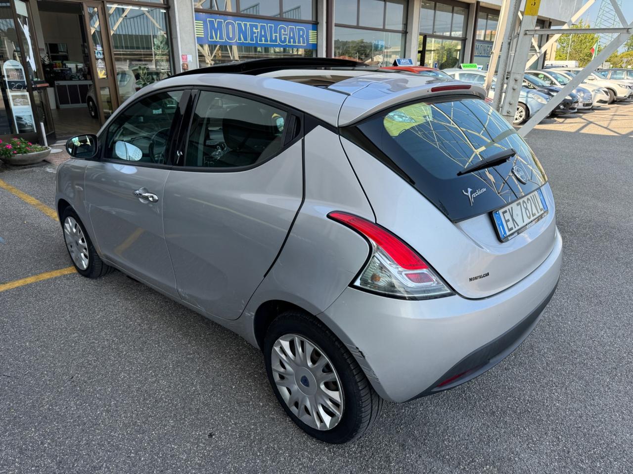 Lancia Ypsilon 1.2 Doppio tetto panoramico apribile