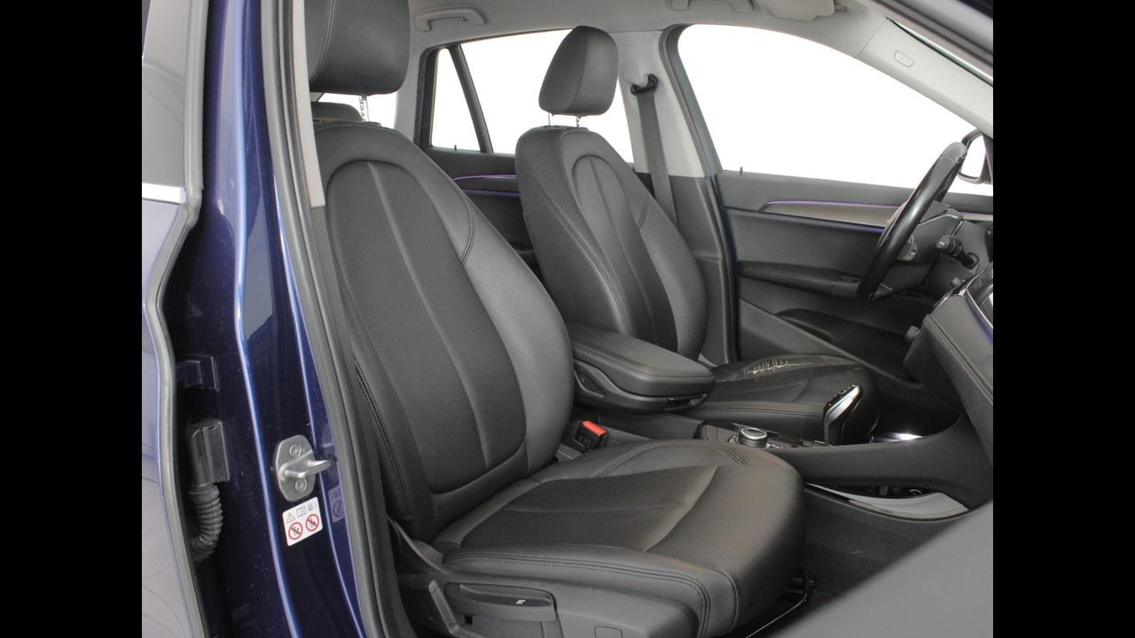BMW X1 F48 2019 - X1 sdrive18i 140cv