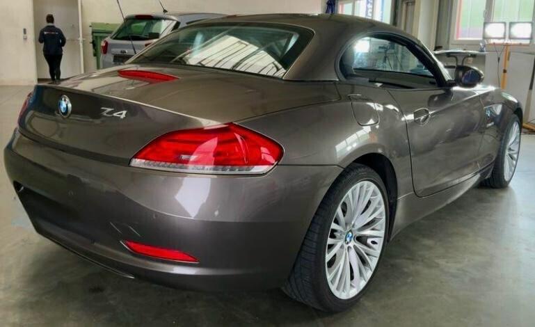 Bmw Z4 sDrive23i SDRIVE STEPTRONIC XENON NAVY SPORT
