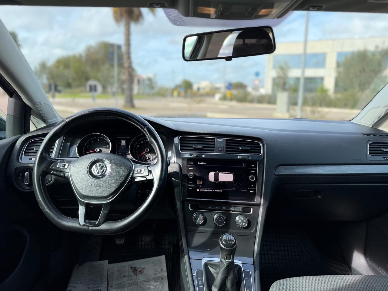 Volkswagen Golf Variant 1.4 TGI Executive BlueMotion