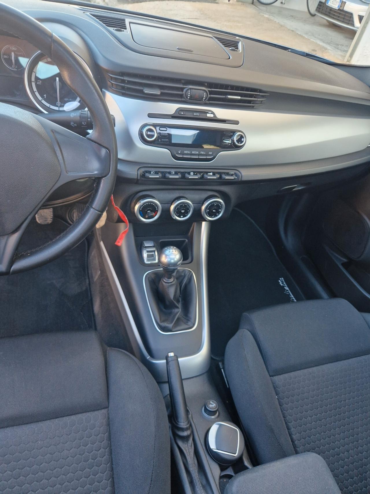 Alfa Romeo Giulietta 1.6 JTDm-2 105 CV Distinctive