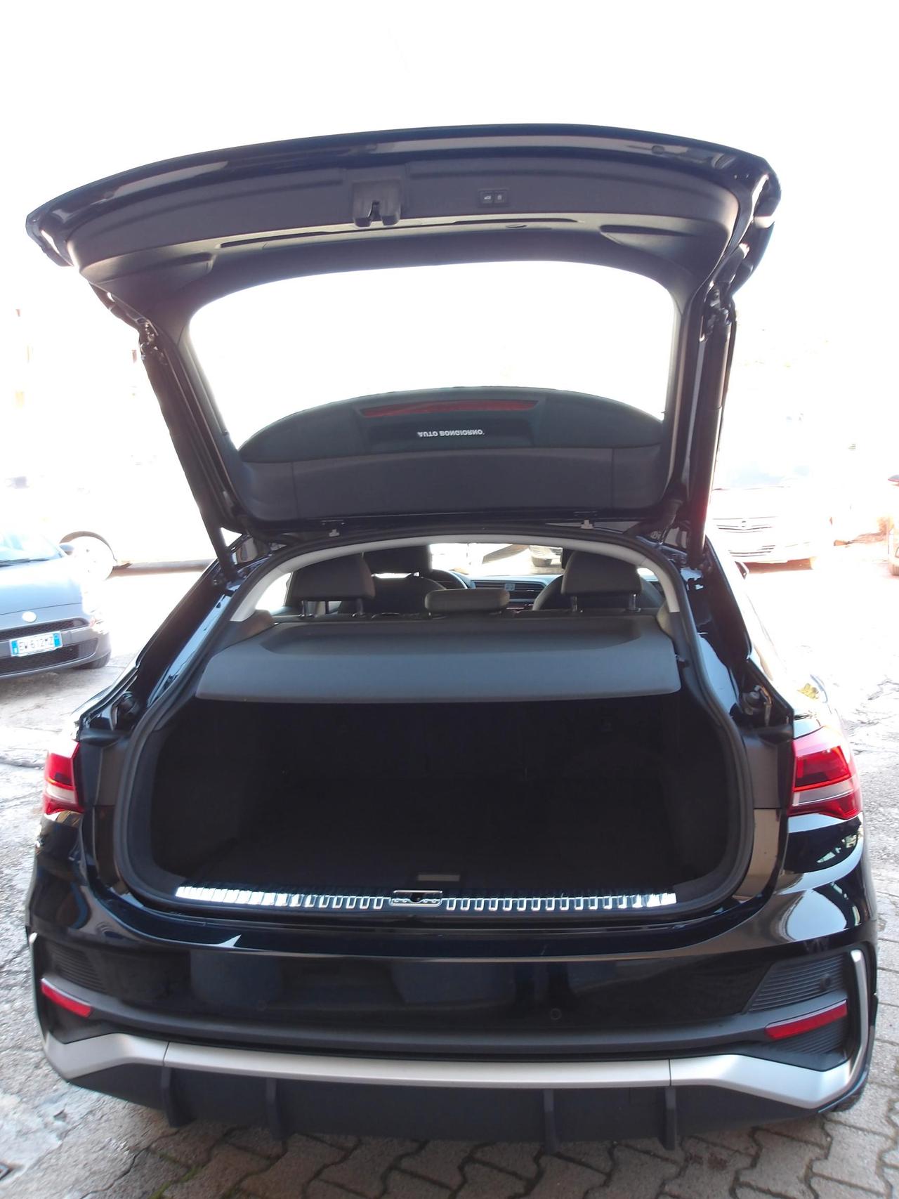 AUDI Q3 Sportback 35 2.0 tdi S line quattro