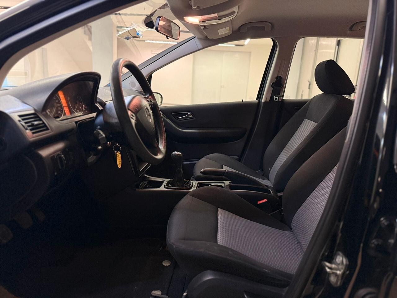 Mercedes-benz A 150 1.5b ok neopatentati 2006