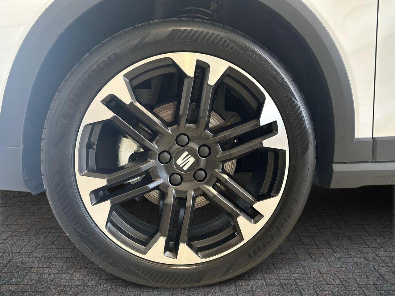 Seat Arona 1.0 ecotsi 95cv black edition