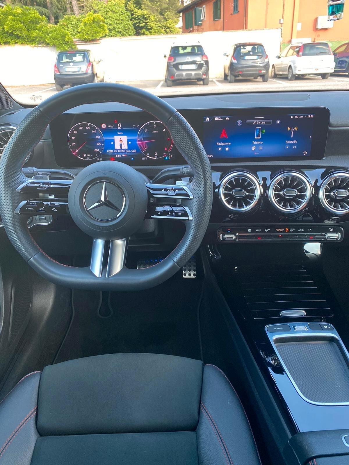 Mercedes-benz A 180 A 180 d Automatic Premium