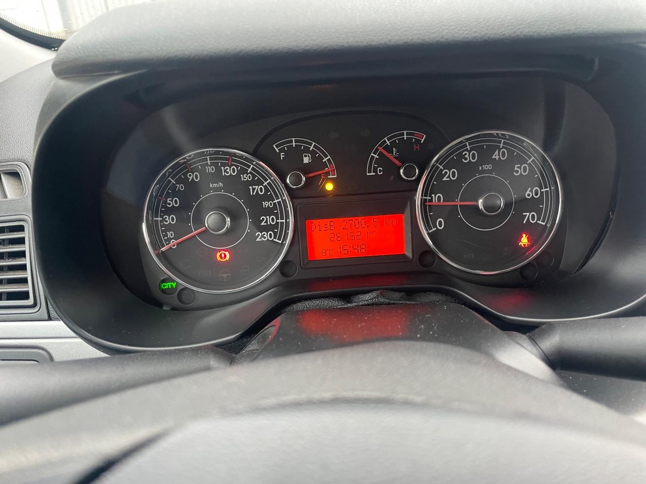 Fiat Punto 1.3 MJT 5 porte anno 2014 perfetta