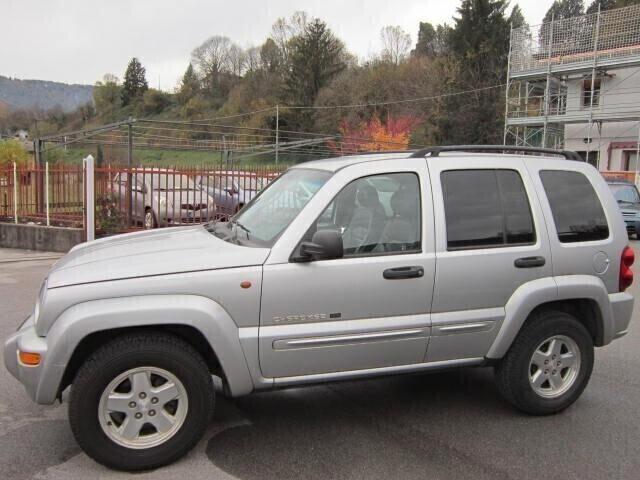 Jeep Cherokee 2.5 CRD Limited