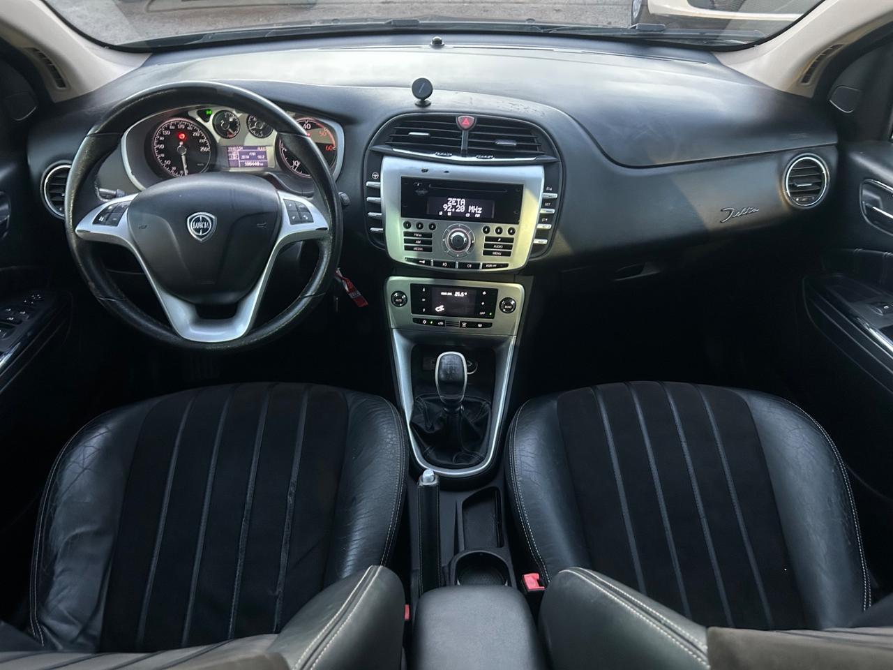 Lancia Delta 2.0 MJT DPF Platinum 165CV