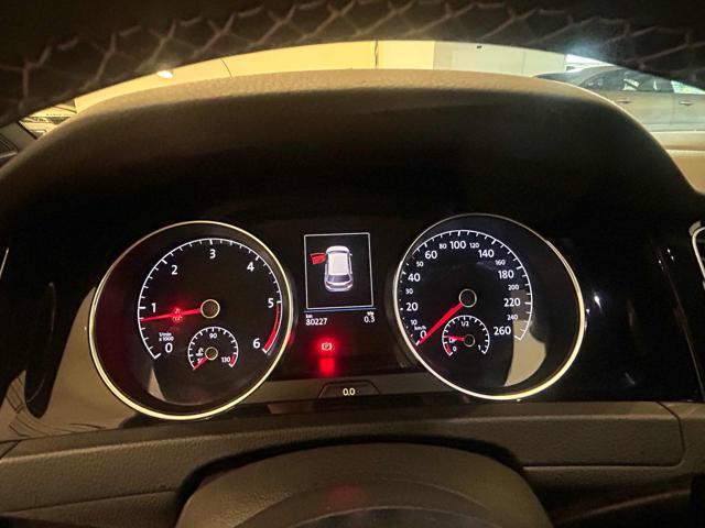 VOLKSWAGEN Golf 1.6 TDI 115 CV DSG 5p. Sport BlueMotion R-Line