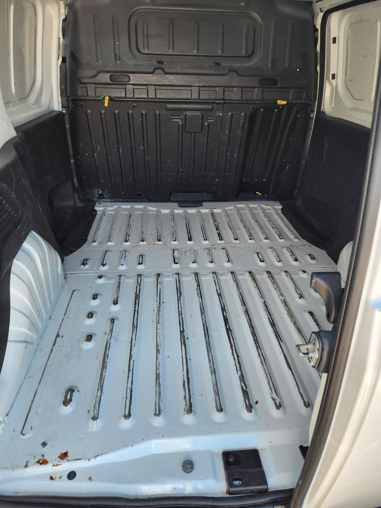 Citroen Berlingo 3 posti