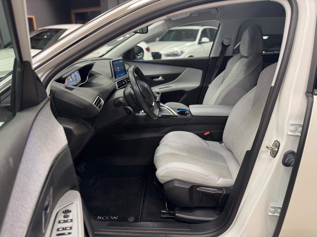 Peugeot 5008 PureTech Turbo 130 S&S Allure