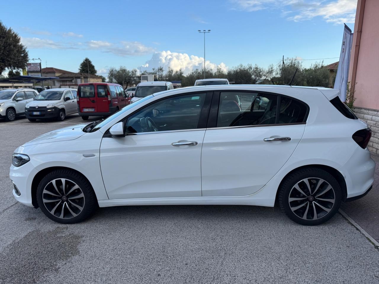 Fiat Tipo 1.6 Mjt S&S 5 porte Lounge
