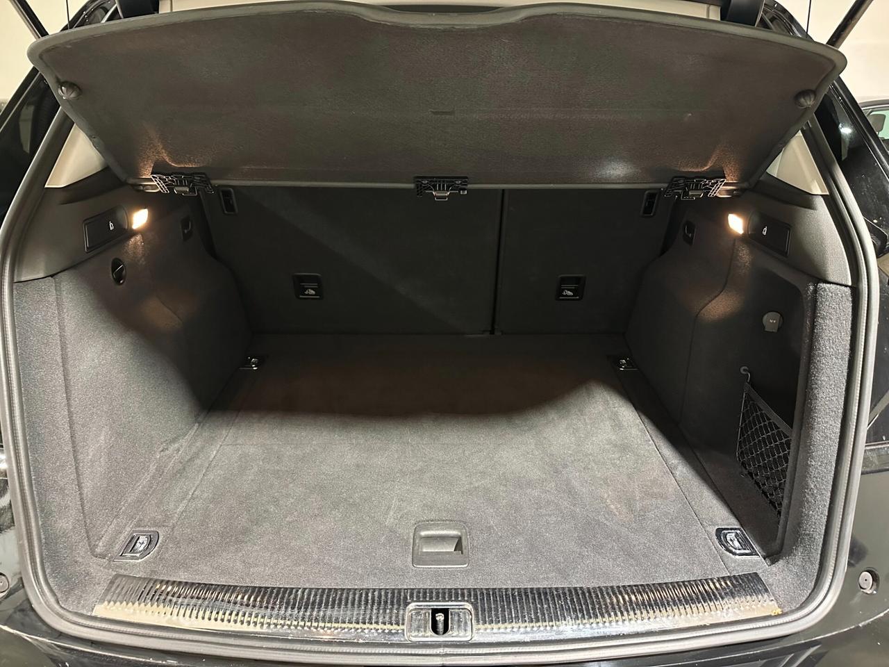 Audi Q5 2.0 TDI diesel quattro S tronic - S line E6