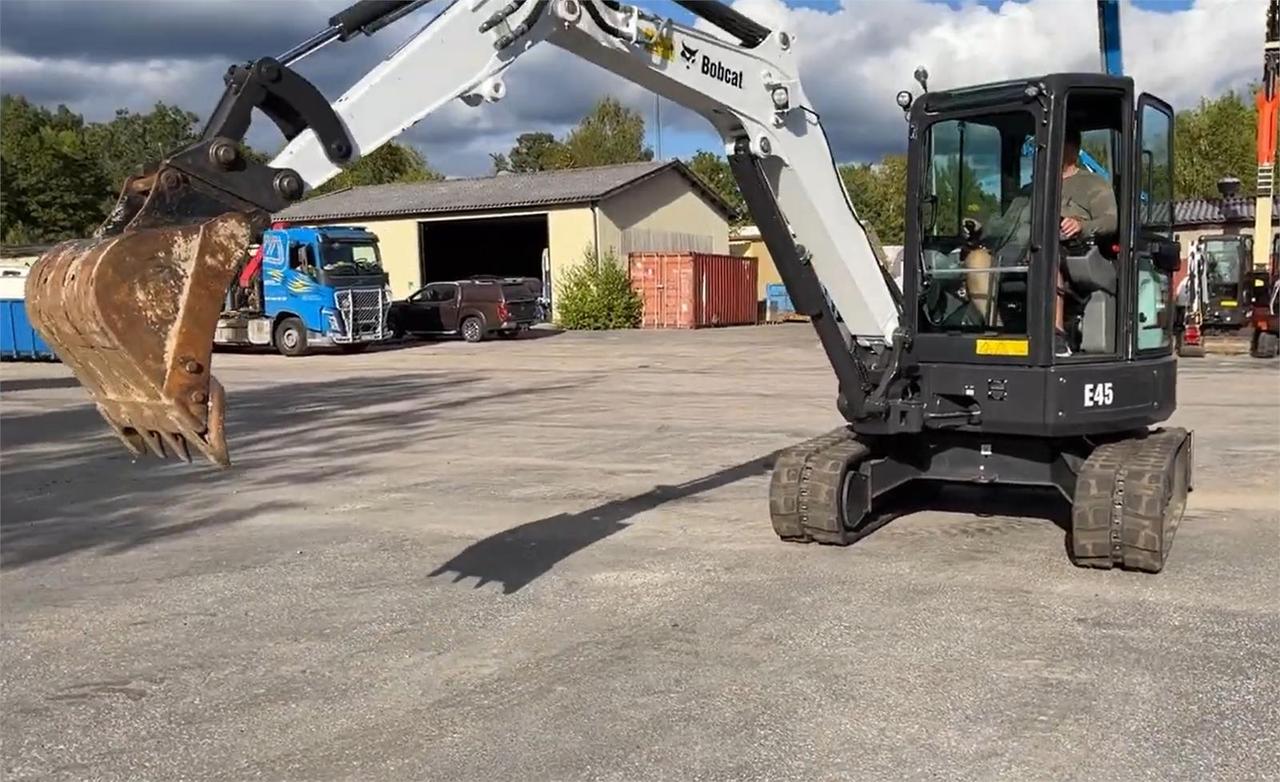 Bobcat E45 ,