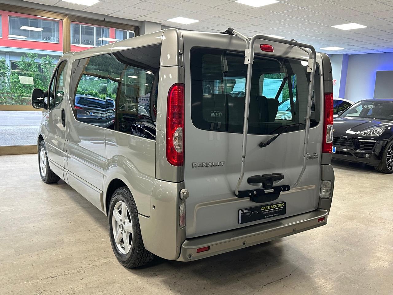 Renault Trafic T29 2.5 dCi/150 PL-TN Passenger Comfort DPF