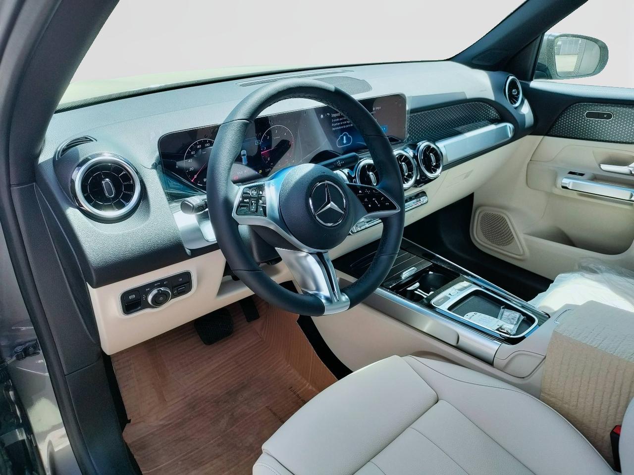 Mercedes-Benz GLB 180 d